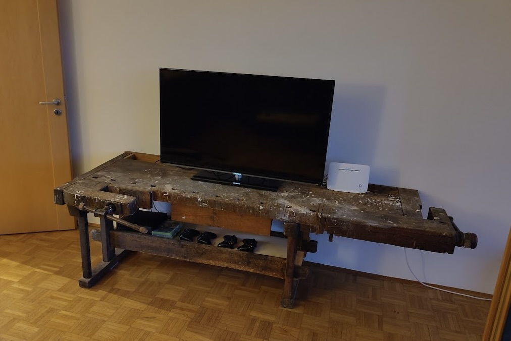 Werkbank als Sideboard - zusätzliche Ablage - originale Patina