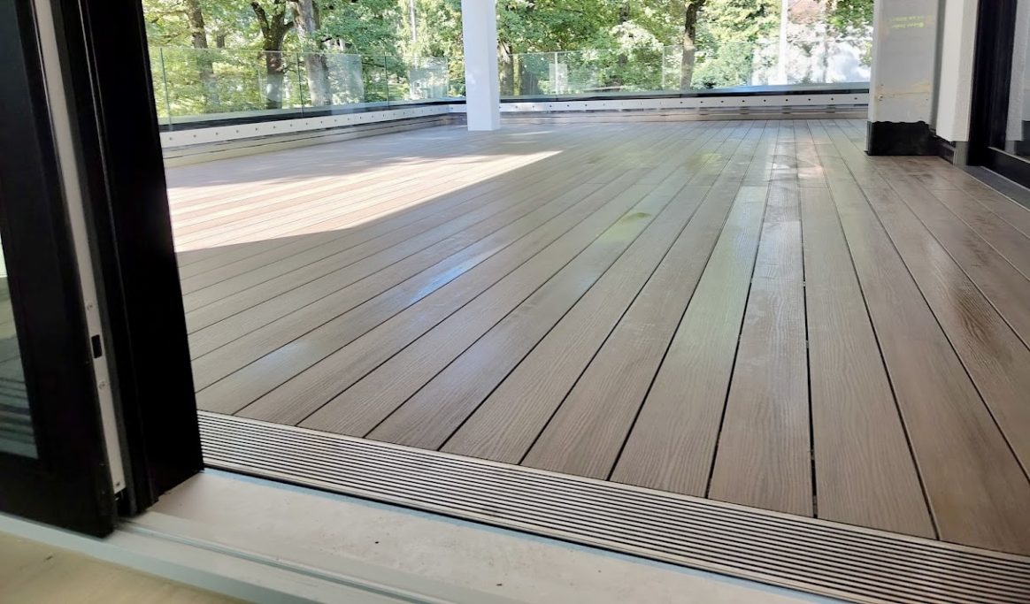 Terrasse - WPC auf Alu UK - 1.OG