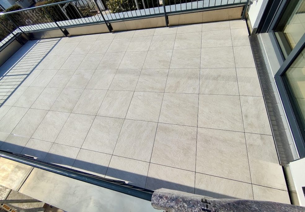 Terrasse keramische Platten - auf Alu UK - 1.OG